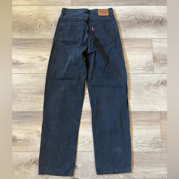 Levi’s Dad Jeans - Picture 2 of 2